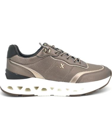 XTI ZAPATILLAS CASUAL MODELO 144573 BRONCE AMARILLO