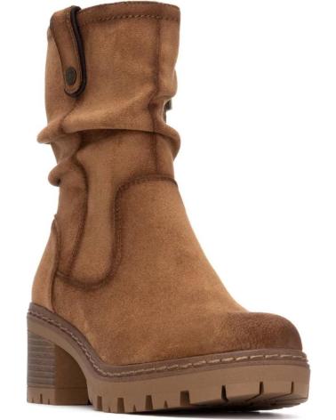 BOTAS REFRESH 173021 TAUPE CON SUELA TRACK Y DETALLE FRUNCIDO TAUPE