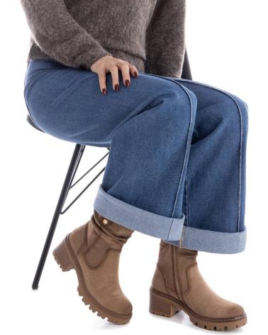 BOTAS REFRESH 173021 BEIGE CON SUELA TRACK Y DETALLE FRUNCIDO BEIGE