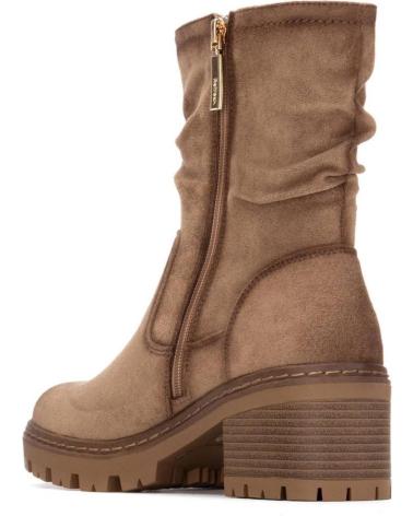 BOTAS REFRESH 173021 BEIGE CON SUELA TRACK Y DETALLE FRUNCIDO BEIGE