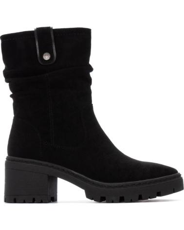 BOTAS REFRESH 173021 NEGRO CON SUELA TRACK Y DETALLE FRUNCIDO NEGRO