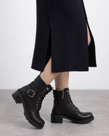 REFRESH 173247 BOTÍN MILITAR NEGRO CON CORDONES Y TACHUELAS NEGRO