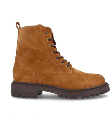 BOTIM MILITAR MARILA ROXANE EM PELE CAMURÇA CARVALHO ROBLE