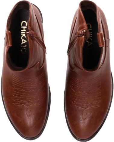 Inizio-CHIKA10-ISKIA-02-CUERO-TAN