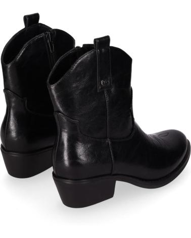 Inizio-CHIKA10-ISKIA-02-NEGRO-BLACK