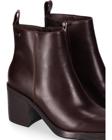 Startseite-CHIKA10-GEORGIA-06-MARRON-BROWN