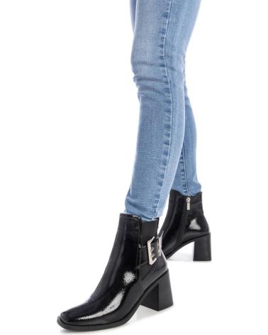 XTI 144315 BLACK HEELED ANKLE BOOTS WITH BUCKLE NEGRO