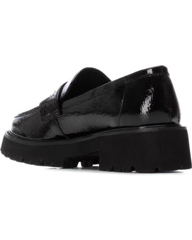 LOAFER CARMELA 162551 BLACK WITH PLATFORM NEGRO