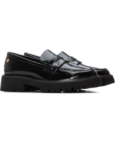 LOAFER CARMELA 162551 BLACK WITH PLATFORM NEGRO