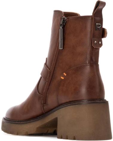 BOTÍN REFRESH 172973 CAMEL CON HEBILLAS Y SUELA TRACK CAMEL