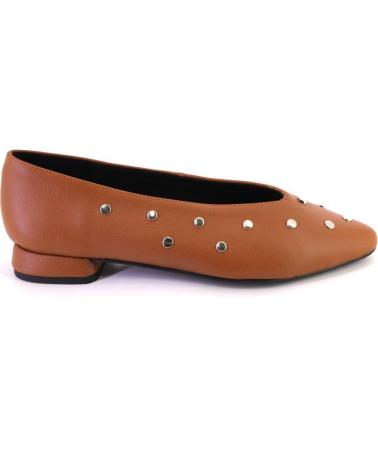 Inicio-KAMINA-TACHAS-ZAPATOS-DE-MUJER-PIEL-CAMEL