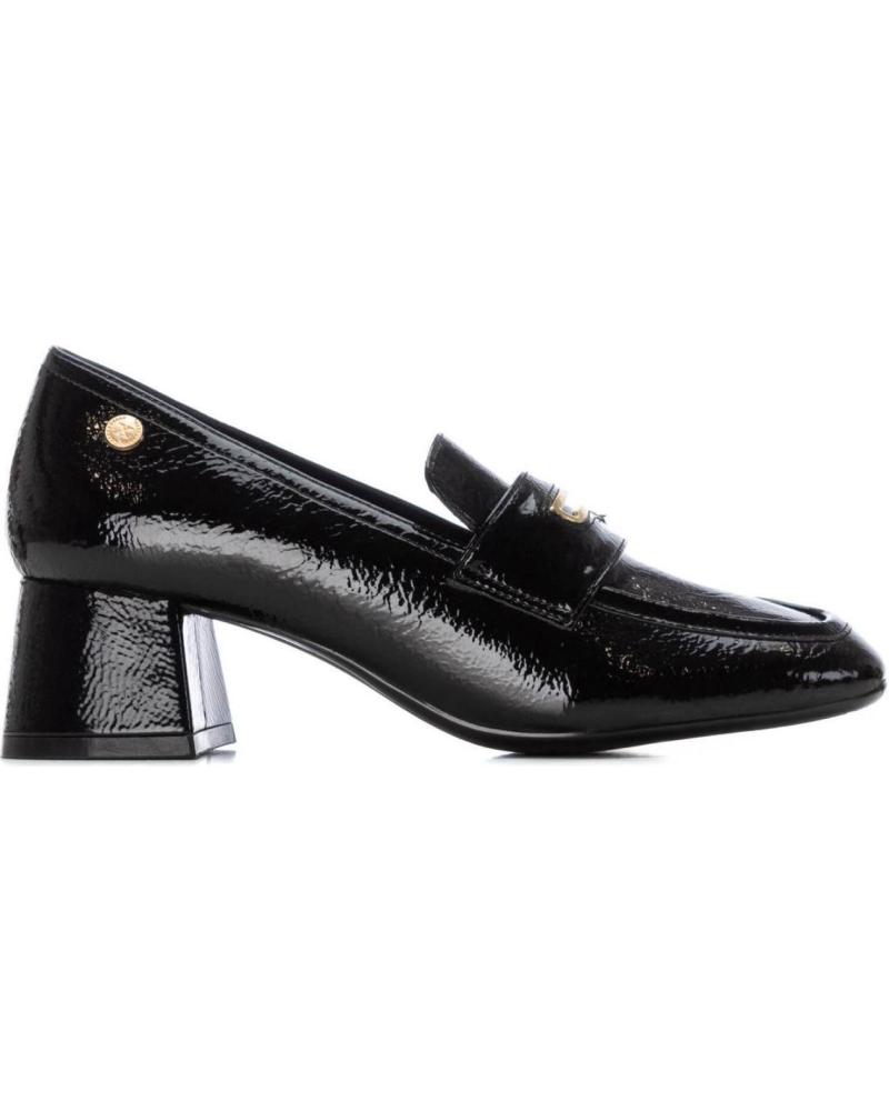 XTI MOCASÍN CON TACÓN 144251 NEGRO NEGRO