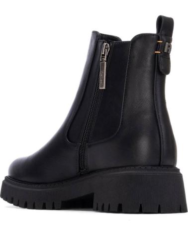 BOTAS CHELSEA REFRESH 173168 NEGRAS CON SUELA TRACK NEGRO