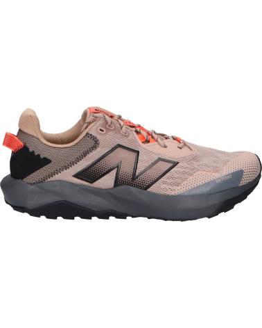 ZAPATILLAS TRAIL RUNNING NEW BALANCE MTNTRCT6 MTNTRV6 FLAT TAUPE FLAT TAUPE