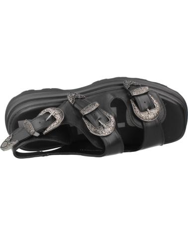 BUFFALO SANDALIAS MUJER MODELO ARI WEST COLOR NEGRO BLACK