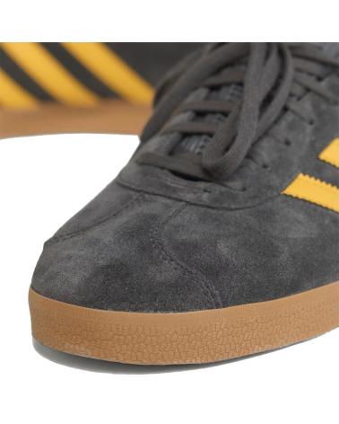 ADIDAS GAZELLE MANCHESTER UNITED JR1410 UTILITY BLACK / AMARELO PRELOVED GREY