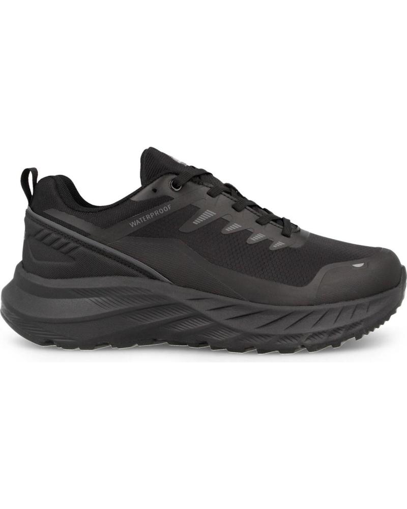 PAREDES ZAPATILLAS TREKKING HOMBRE LLOMBAI NEGRO NEGRO NEGRO