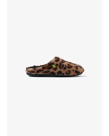HOT POTATOES HOUSE SLIPPERS MODEL 76926 BROWN LEOPARD MARRóN