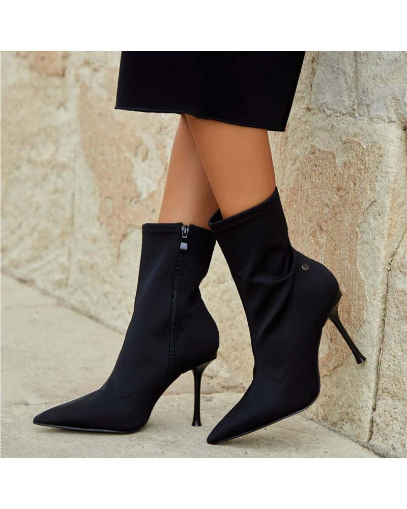 BOTÍN DE TACÓN FINO BUBBLE BOBBLE AW-5465 NEGRO NEGRO