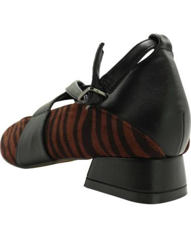 AZAREY ZAPATO MERCEDES ESTAMPADO CEBRA MARRÓN REFERENCIA 40459K123