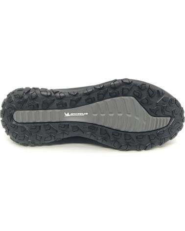 DEPORTIVO ECCO ULT-TRN MICHELIN® 824254 NEGRO NEGRO