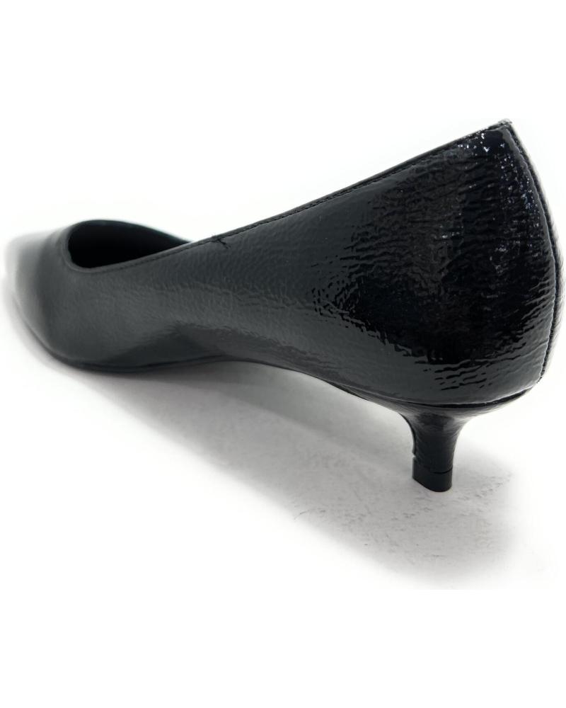 XTI ZAPATOS SALON MUJER TACON BAJO CHARO NEGRO