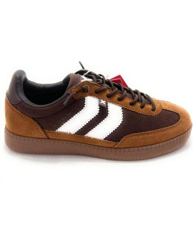 XTI BROWN SUEDE LACE-UP SNEAKERS FOR SUPERIOR COMFORT MARRóN