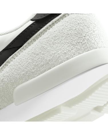 NIKE ZAPATILLAS INTERNATIONALIST WMNS VARIOS COLORES