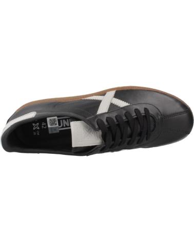 MUNICH ZAPATILLAS HOMBRE MODELO BARRU COLOR NEGRO 157