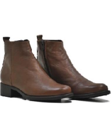 BOTAS CHIKA10 ST BRUMA 01 CUERO PLANAS CUERO-TAN