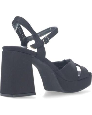 PUNTOSALAO SCHWARZE PARTYSANDALEN MIT BLOCKABSATZ UND PLATEAU VARIOS COLORES