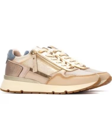 ZAPATILLAS CASUAL CARMELA 162517 BEIGE MALLA Y EFECTO METALIZADO BEIGE