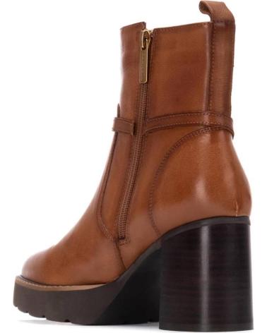 BOTAS CARMELA 162685 CAMEL CON TACÓN CAMEL