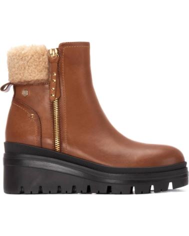 BOTAS CARMELA 162712 CAMEL CON PLATAFORMA Y FORRO CÁLIDO CAMEL