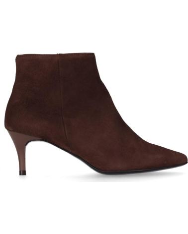 BOTAS CHIKA10 ST UMBRIA 01 ANTE TACÓN BAJO MARRON-BROWN