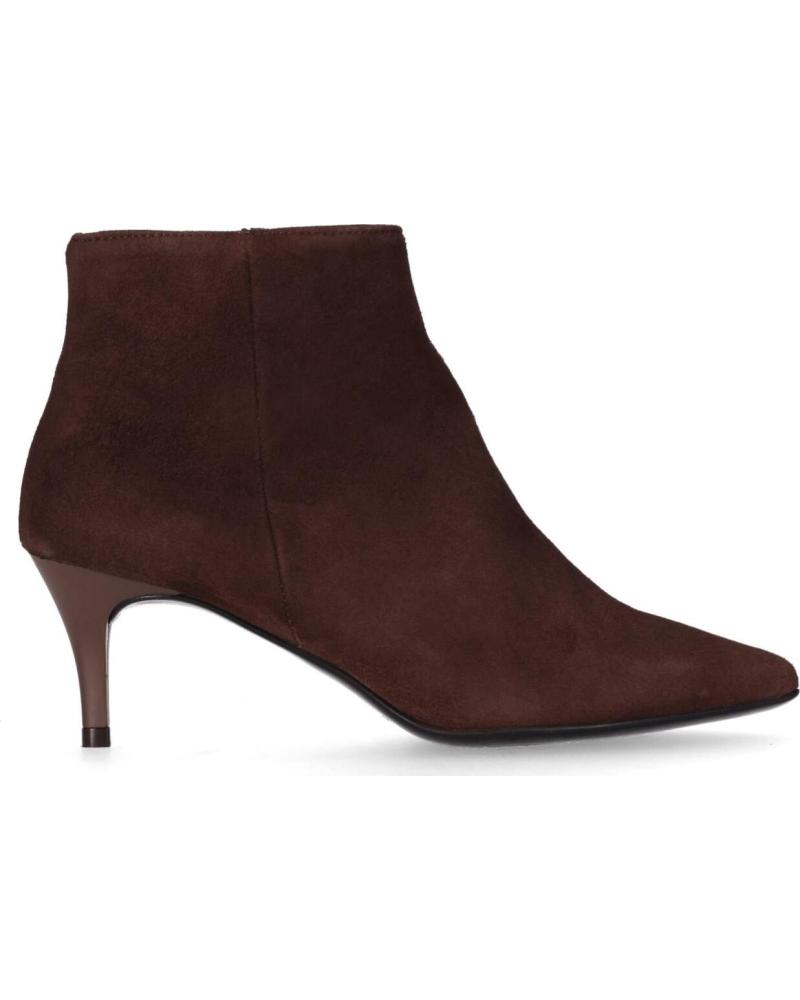 BOTAS CHIKA10 ST UMBRIA 01 ANTE TACÓN BAJO MARRON-BROWN