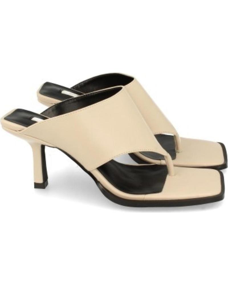 SANDALIA SPORT3PUNTO0 1JB-1053 TACÓN CUADRADO BEIGE VARIOS COLORES