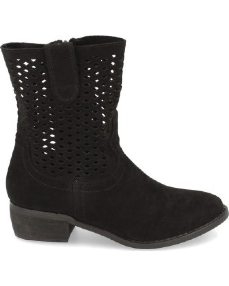 BOTAS SPORT3PUNTO0 CON CORTE LÁSER VARIOS COLORES