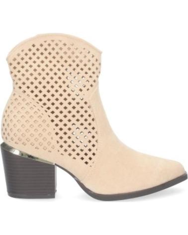 BOTAS DE MUJER SPORT3PUNTO0 A-2214 CON DISEÑO TROQUELADO Y TACÓN GRUESO VARIOS COLORES