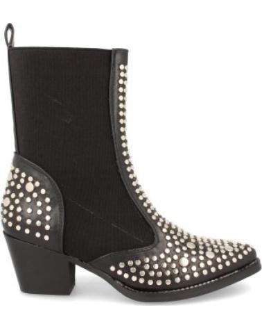 BOTAS DE MUJER SPORT3PUNTO0 8468B CON TACHUELAS VARIOS COLORES