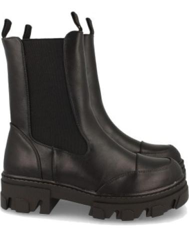 BOTAS MUJER SPORT3PUNTO0 MODELO 8K12 CON SUELA GRUESA VARIOS COLORES