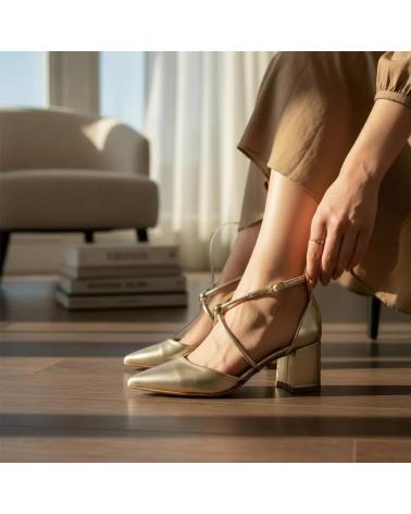 TIMBOS TACON FIESTA PARA MUJER COLOR ORO 132348 AMARILLO