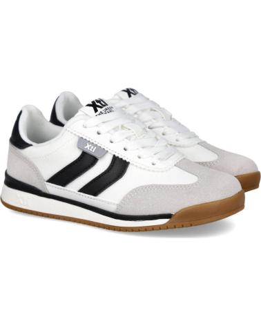 XTI ZAPATILLAS DEPORTIVAS UNISEX MODELO 153013 BLANCO