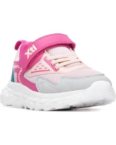 ZAPATILLAS CASUAL XTI MODELO 153071 PARA NIÑA FUCSIA