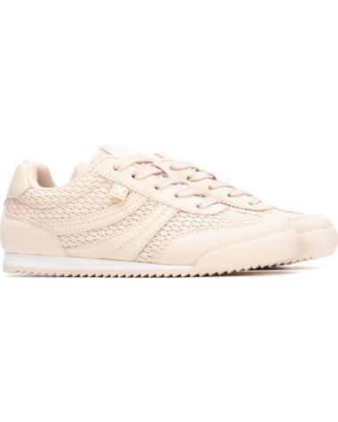 ZAPATILLAS CASUAL XTI 153129 PARA NIÑA BEIGE