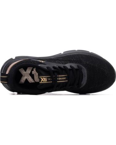 XTI TÊNIS XTI MODELO 145170 PRETO COM DETALHE DOURADO NEGRO