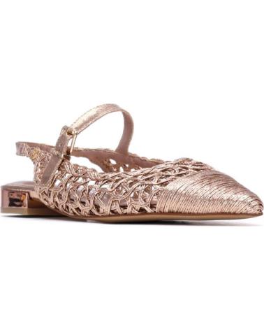 XTI SAPATOS RASOS XTI NUDE COM DESIGN VAZADO E TIRA NO CALCANHAR NUDE