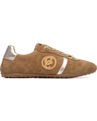 CARMELA ZAPATILLAS MUJER MODELO 163173C COLOR MARRON CAMEL