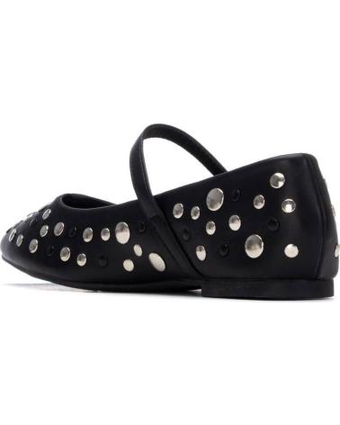 REFRESH BAILARINAS NEGRAS CON TACHUELAS Y CORREA NEGRO