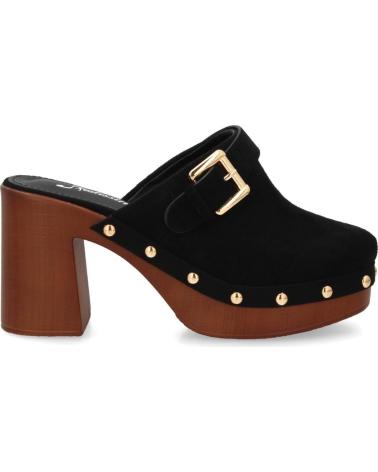 SPORT3PUNTO0 ZUECOS DE TACÓN ALTO NEGROS CON TACHUELAS Y HEBILLA DORADA VARIOS COLORES